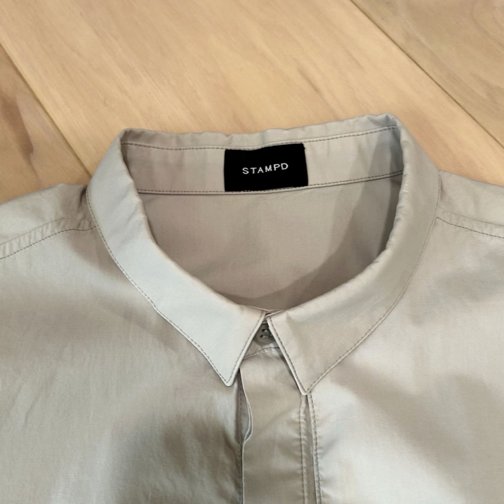 Stampd Stampd Storm Dress Shirt Button-Up Long Sleeve Men’s Large Tan Knit Cotton Solid Casual Workwear Urban Fashion 90s Style Mens Size 42R - 3 Thumbnail