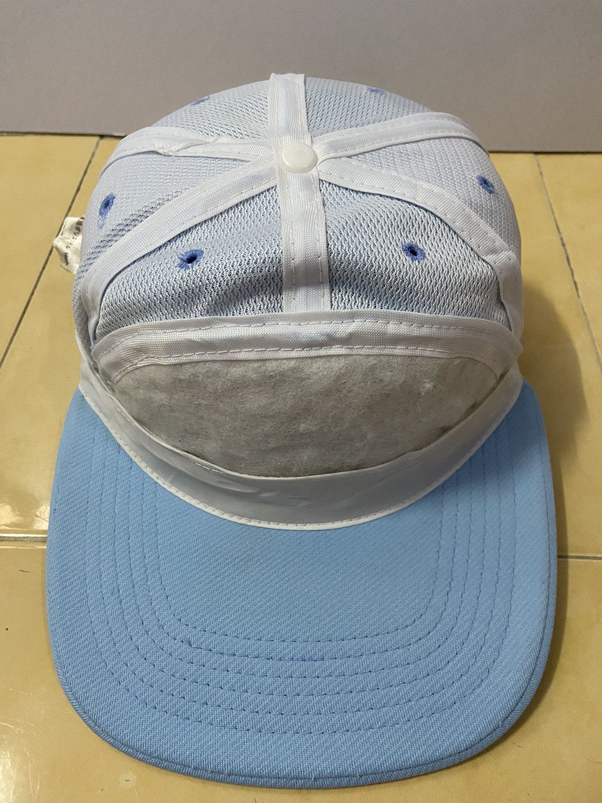 New England Outerwear VINTAGE ENGLAND ROYAL ST COUNTY DOWN GOLF COURSE V CAP Size ONE SIZE - 9 Thumbnail