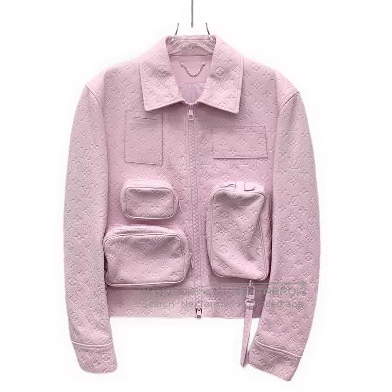 Louis Vuitton Louis Vuitton Pink logo presbyopic embossed full print cow Size US S / EU 44-46 / 1 - 1 Thumbnail