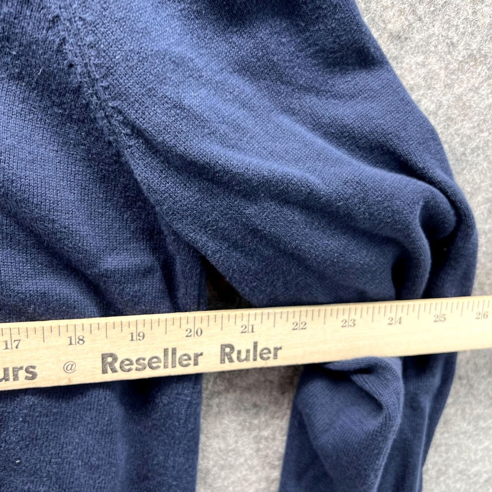 Tommy Hilfiger Tommy Hilfiger Men Medium Blue Navy Premium Cotton Sweatshirt Pullover V Neck Sweatshirt Pullover Tee? Size US M / EU 48-50 / 2 - 7 Thumbnail