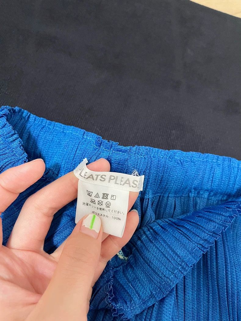 Issey Miyake Issey Miyake size:3 Blue and yellow color-blocked pleated Size 22" - 5 Thumbnail