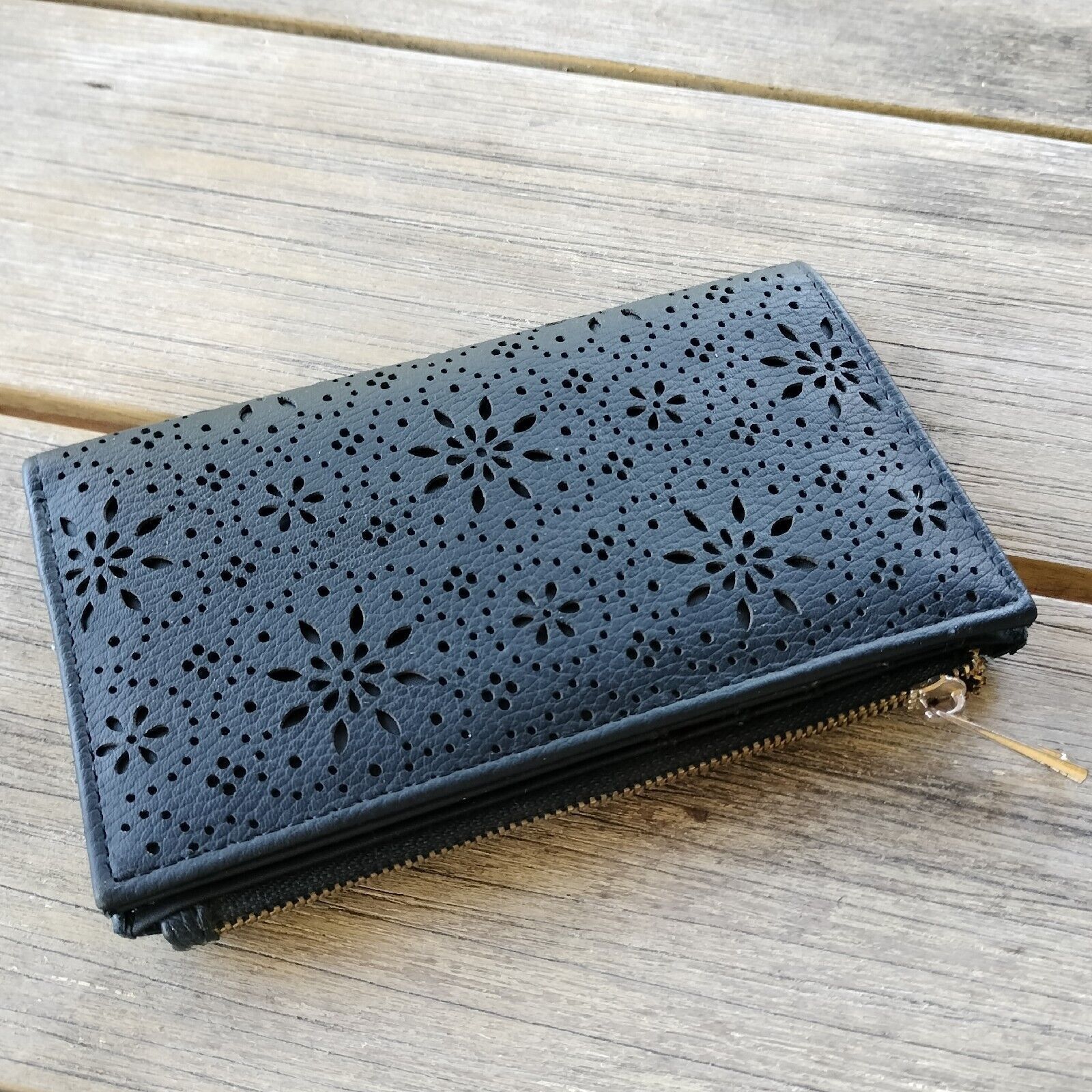 Japanese Brand Wallet Purse Faux Leather Bi Fold Book Cutout Lazer Cut Size ONE SIZE - 4 Thumbnail