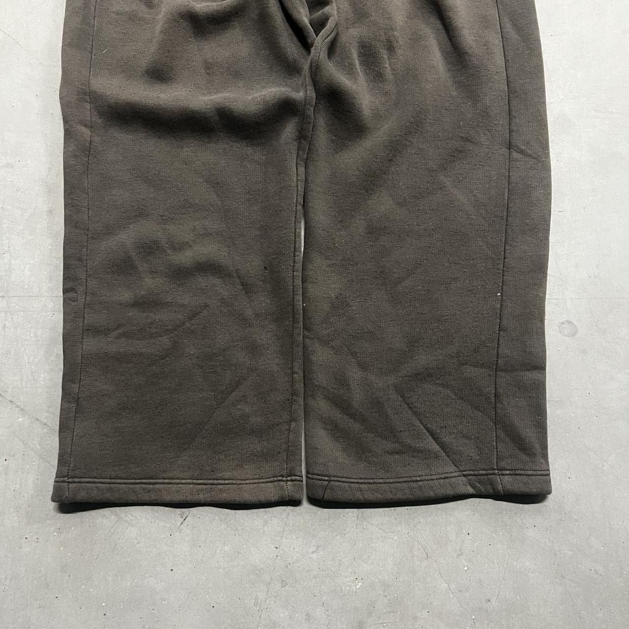 Vintage Vintage Y2K/2000s Baggy Brown Sun Faded Sweatpants! Size US 36 / EU 52 - 4 Thumbnail