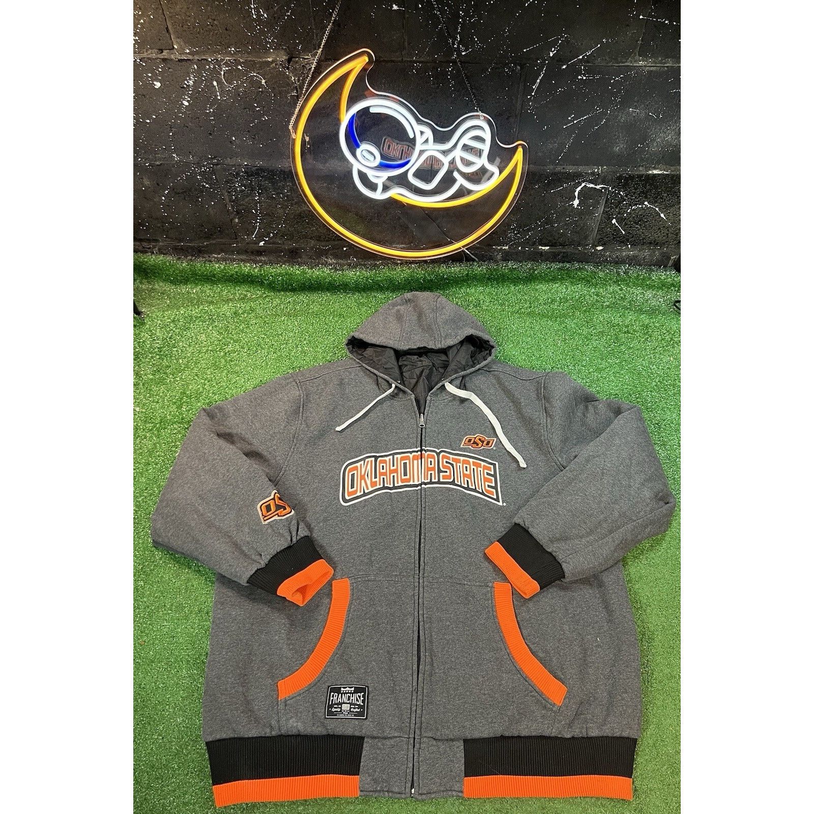 Other Oklahoma State University Reversible Heavy Jacket Mens XXL Size US XXL / EU 58 / 5 - 1 Thumbnail