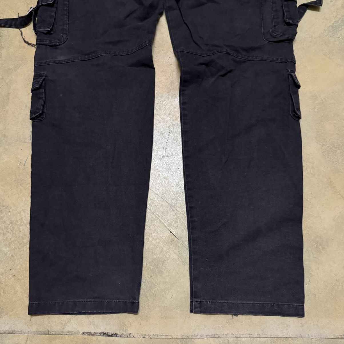 Japanese Brand Distressed Cargo Multi pockets Pants Size US 36 / EU 52 - 16 Thumbnail