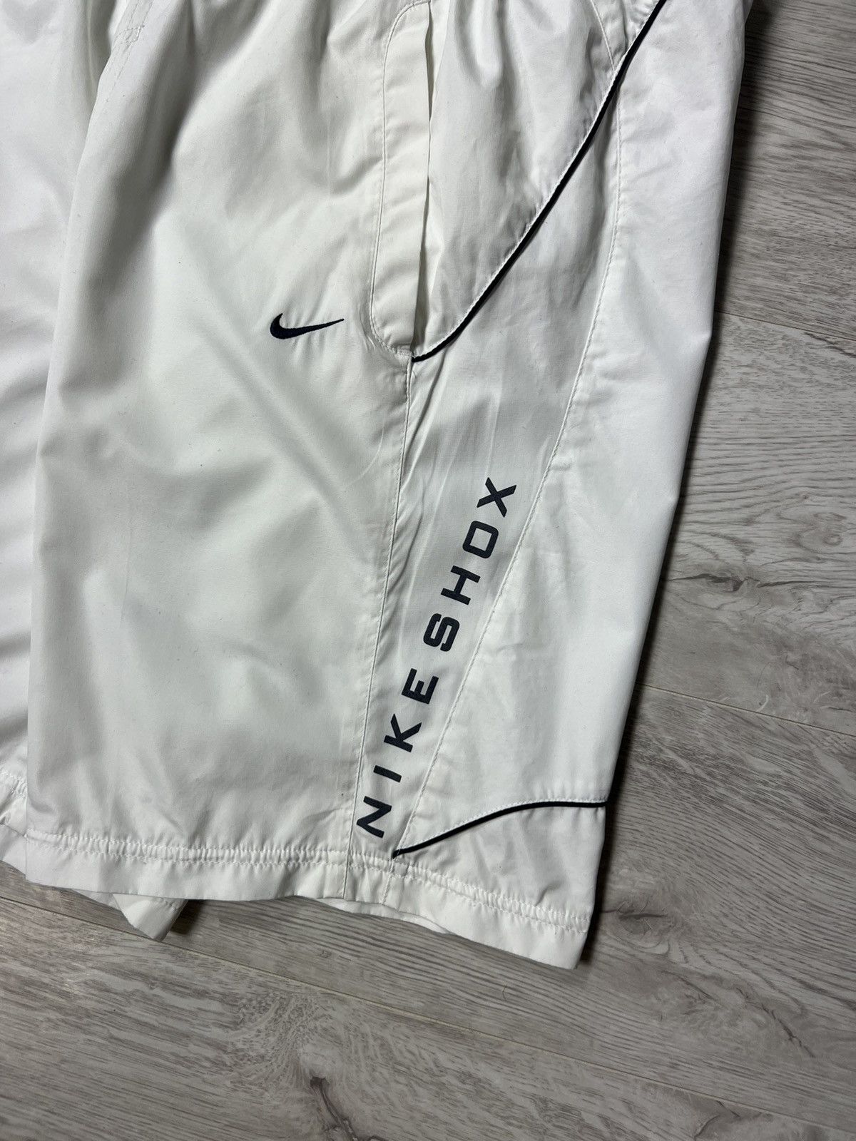 Nike × Vintage Vintage Nike Shox Big Logo White Nylon Shorts Size US 32 / EU 48 - 3 Thumbnail