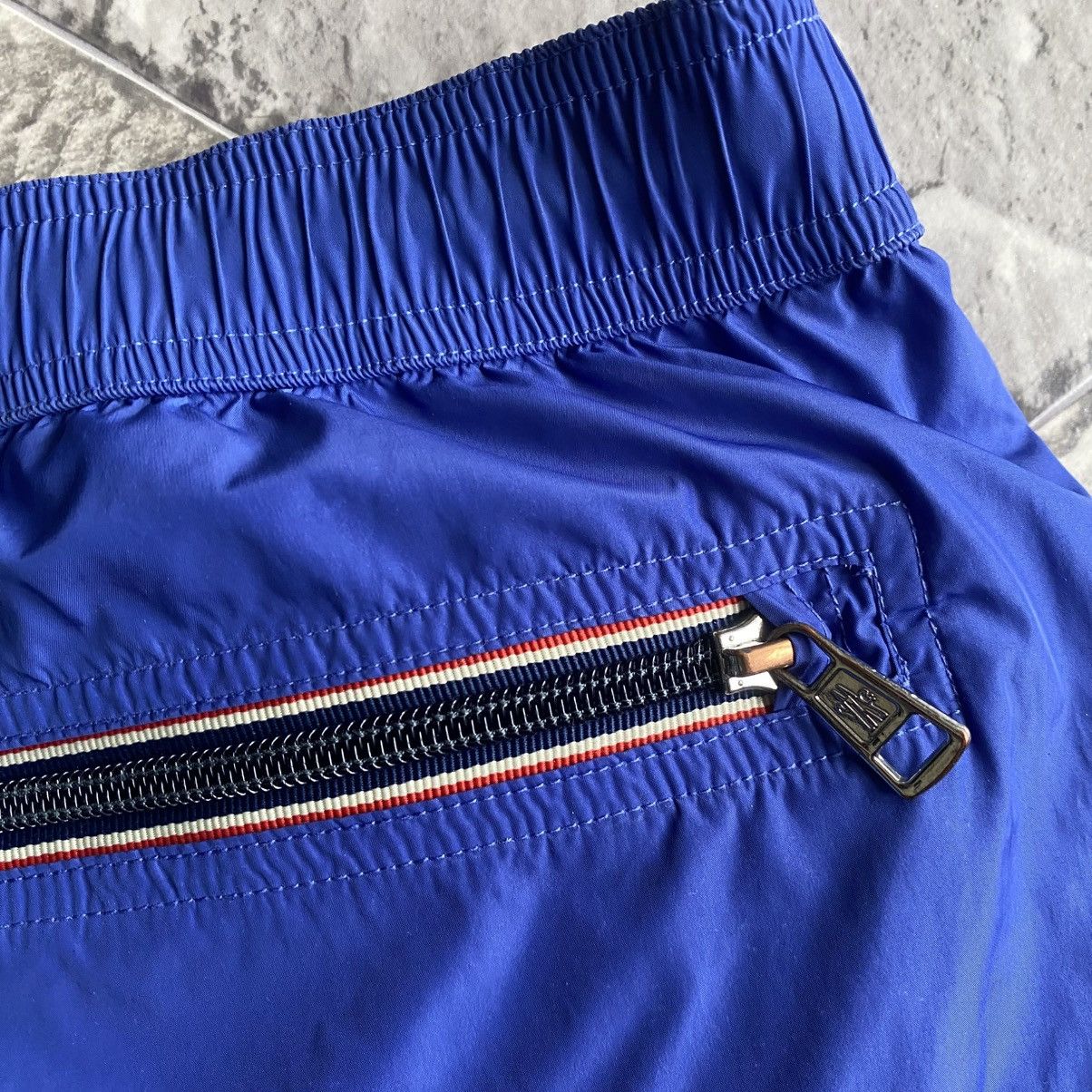 Moncler Moncler Swim Shorts Size US 38 / EU 54 - 8 Thumbnail