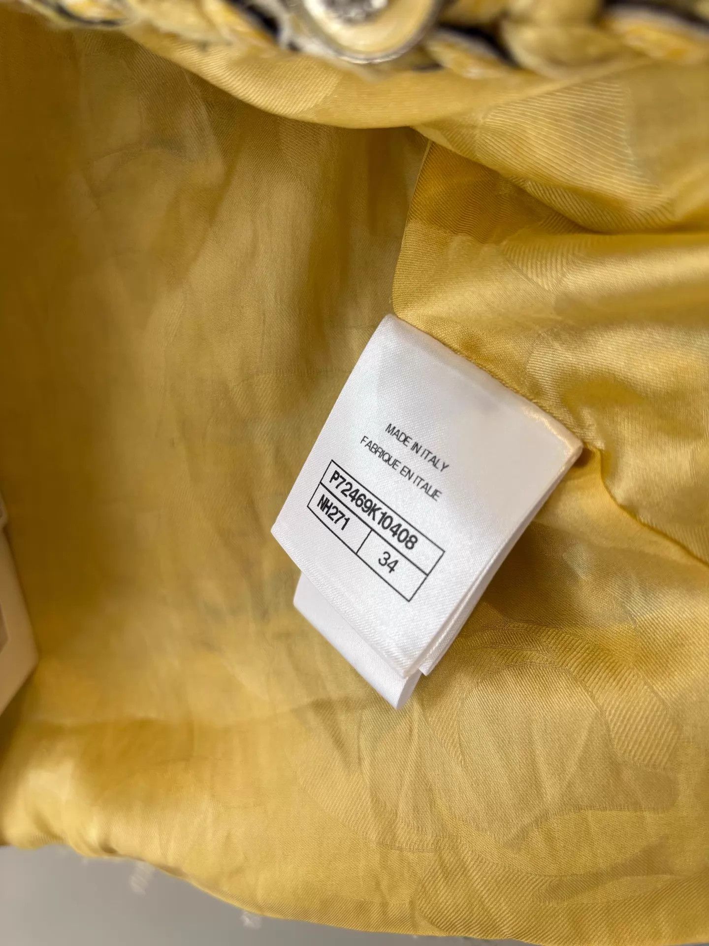 Chanel Chanel 22 SS Chicken Yellow Knit 5-Sleeve Cardi 34 Size XS / US 0-2 / IT 36-38 - 3 Thumbnail