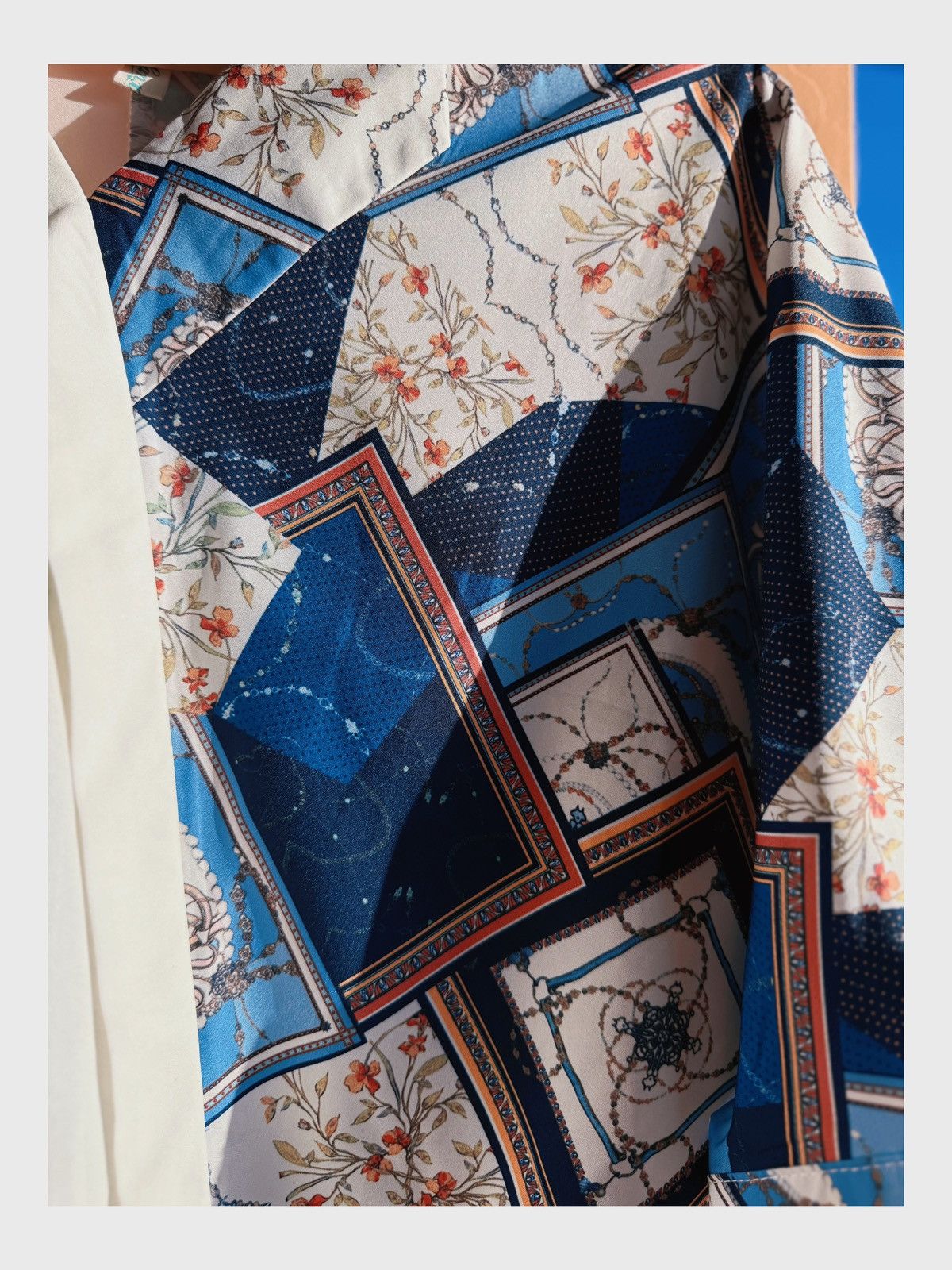 Other Statement Split Shirt – Half Solid White, Half Patch Print Size XL / US 12-14 / IT 48-50 - 3 Thumbnail