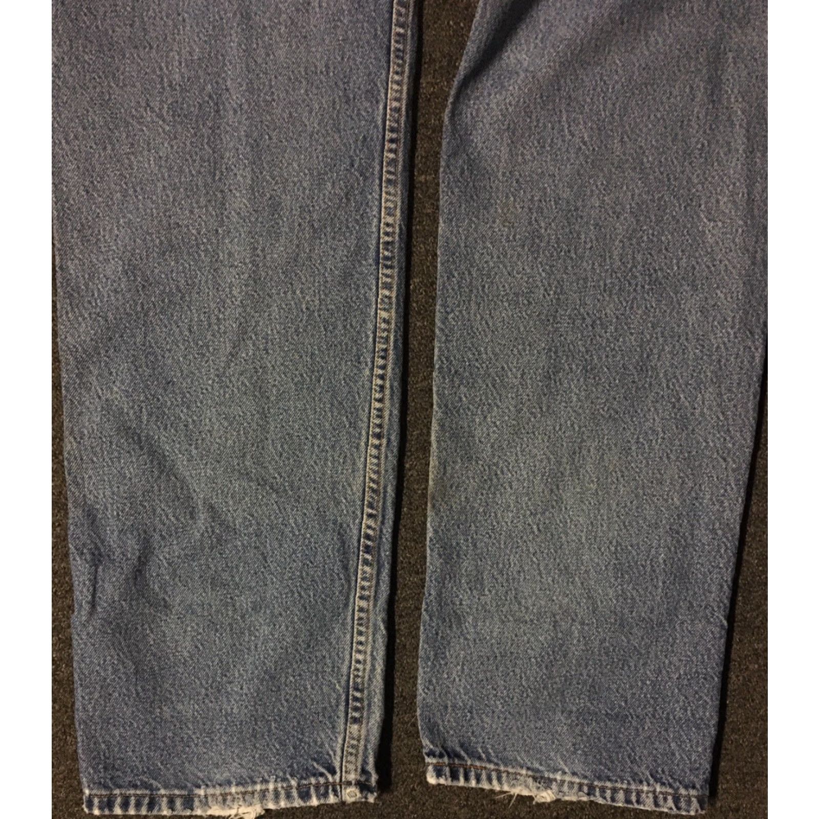 Levi's VINTAGE Levi’s 505 Jeans 36/36 Blue Denim Distressed Regular Straight USA 80s 90s Punk Grunge Men Size US 36 / EU 52 - 4 Thumbnail