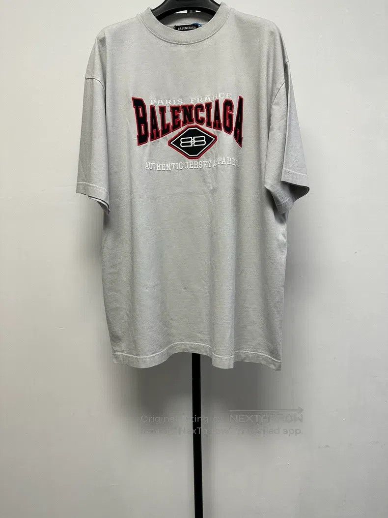 Balenciaga Balenciaga Letter Faded Printed Grey Size US S / EU 44-46 / 1 - 1 Thumbnail