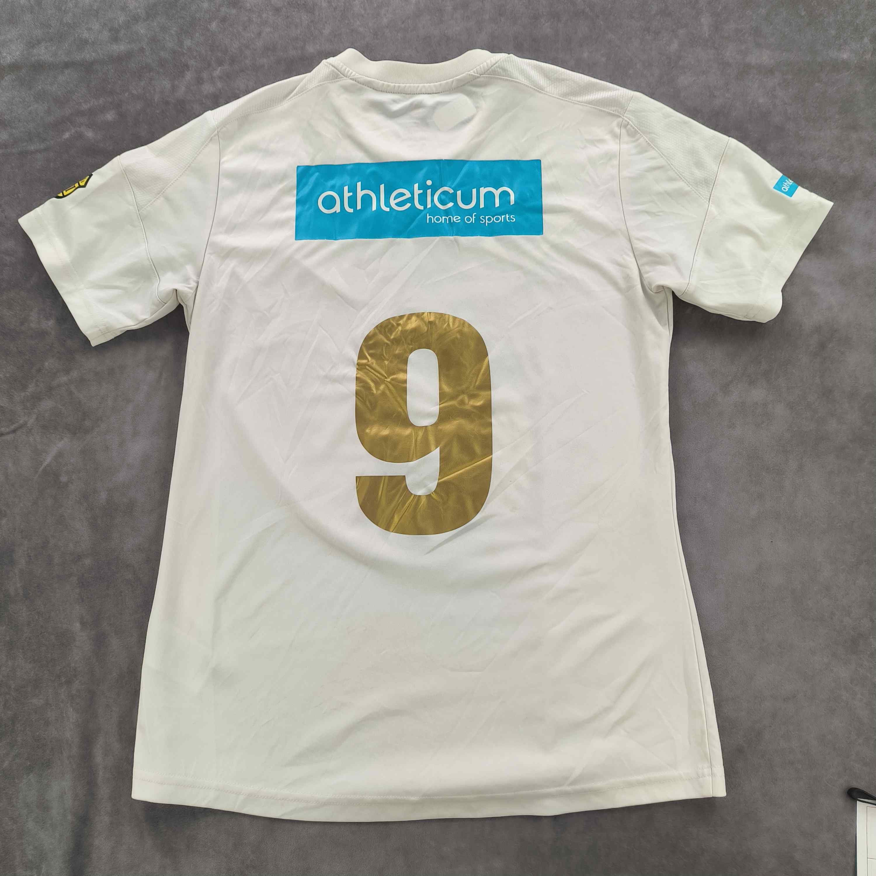 Adidas Luzern 2014 Adias away #9 football jersey size Womens M Size M / US 6-8 / IT 42-44 - 2 Thumbnail