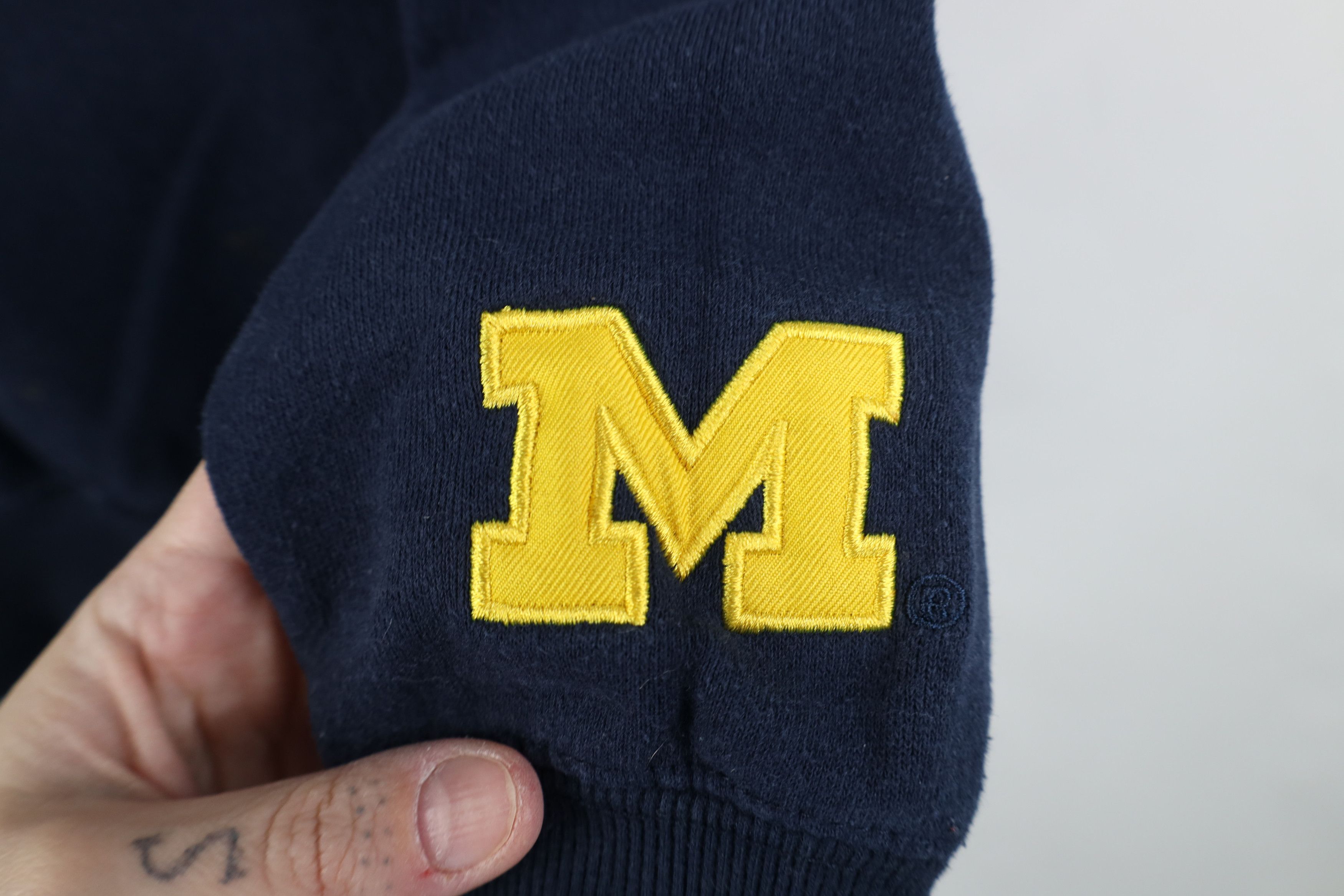 Vintage Vintage 90s University of Michigan Crewneck Sweatshirt Size XS / US 0-2 / IT 36-38 - 4 Thumbnail