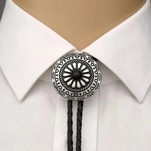 Cowboy Equipment × Vintage Vintage Metal Flower Leather Rope Bolo Tie Size ONE SIZE - 1 Thumbnail