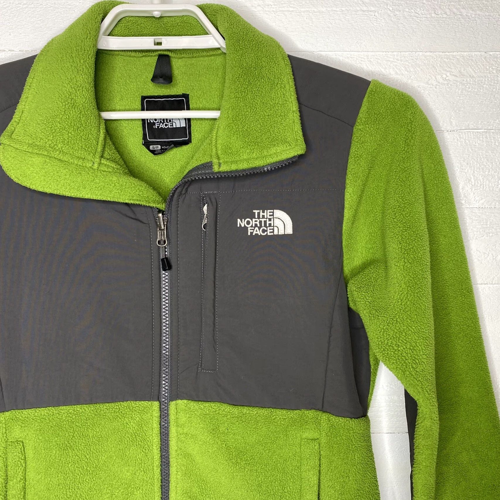 The North Face The North Face Denali Jacket Womens Small Gray Fleece Pockets Zip Front BTM Casual Size S / US 4 / IT 40 - 4 Thumbnail