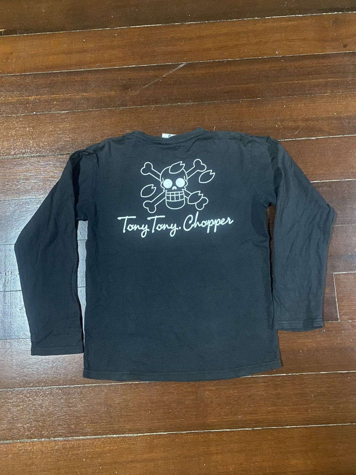 Anime Rare Vintage ONE PIECE Tony Tony Chopper Spell Out Big Logo Size US M / EU 48-50 / 2 - 5 Thumbnail