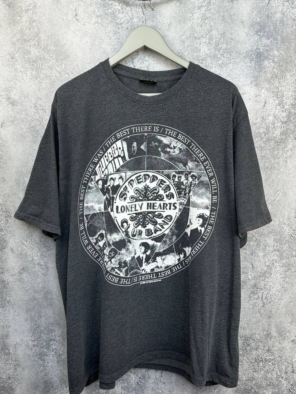 Band Tees The Beatles Sgt Pepper Graphic 1985 Band T-Shirt Flashback Size US XXL / EU 58 / 5 - 1 Thumbnail
