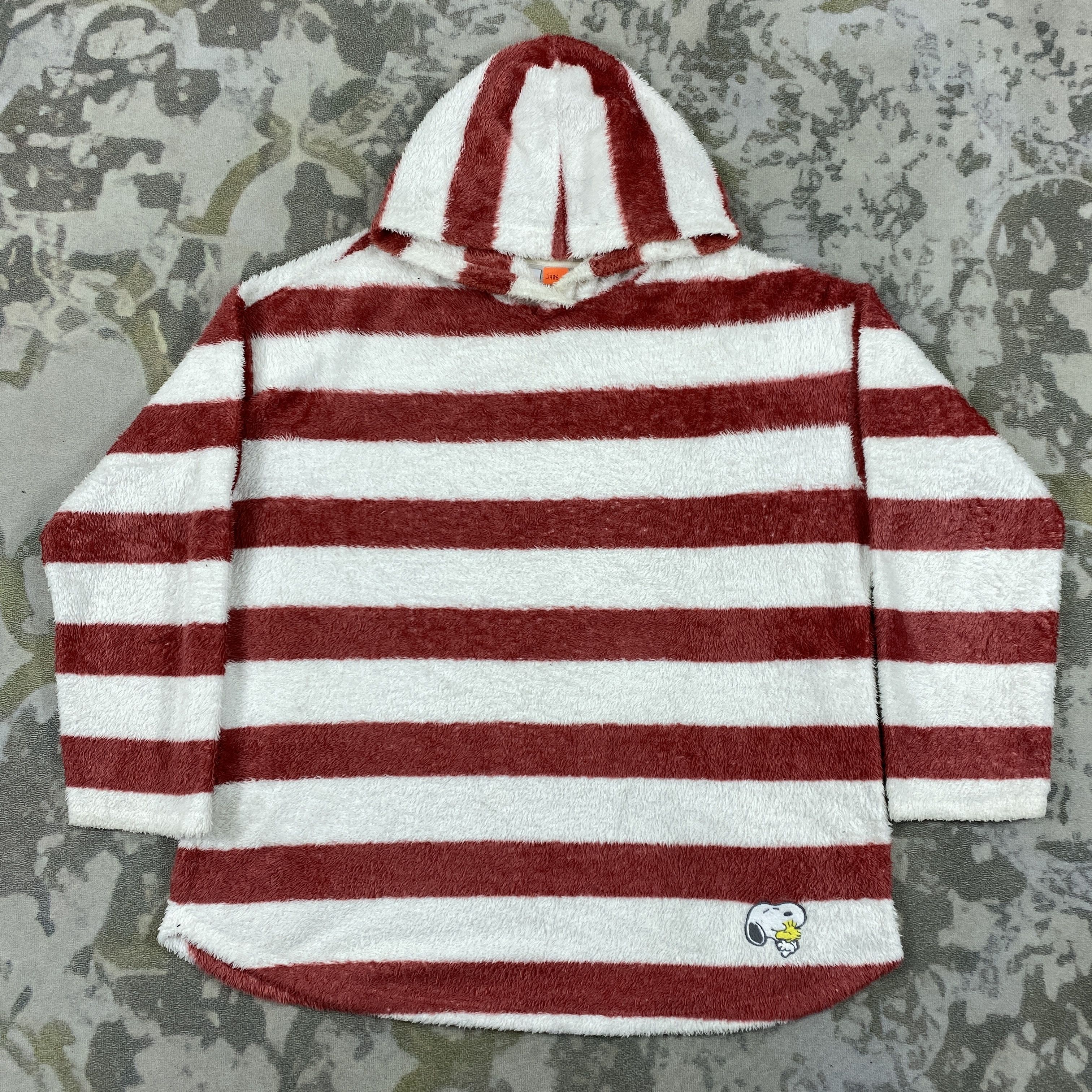 image of Cartoon Network x Peanuts Uniqlo Peanuts Snoopy Stripe Fleece Hoodie- J486, Men's (Size Medium)