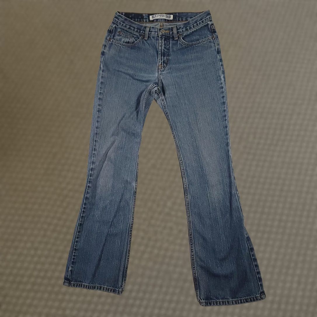 Express Express Jeans Womens 8 Blue Denim Bootcut Mid Rise Precision Fit R&D Patch Logo Shirt/Jeans Womens Medium Blue 90s/2000s Style Size 30" / US 8 / IT 44 - 1 Thumbnail