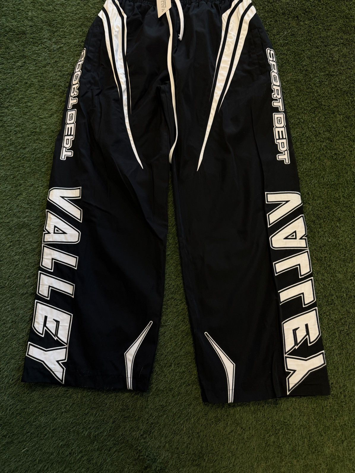 Vale Valley Track Suit Black Pants Size (M) Brand New Size US 32 / EU 48 - 4 Thumbnail