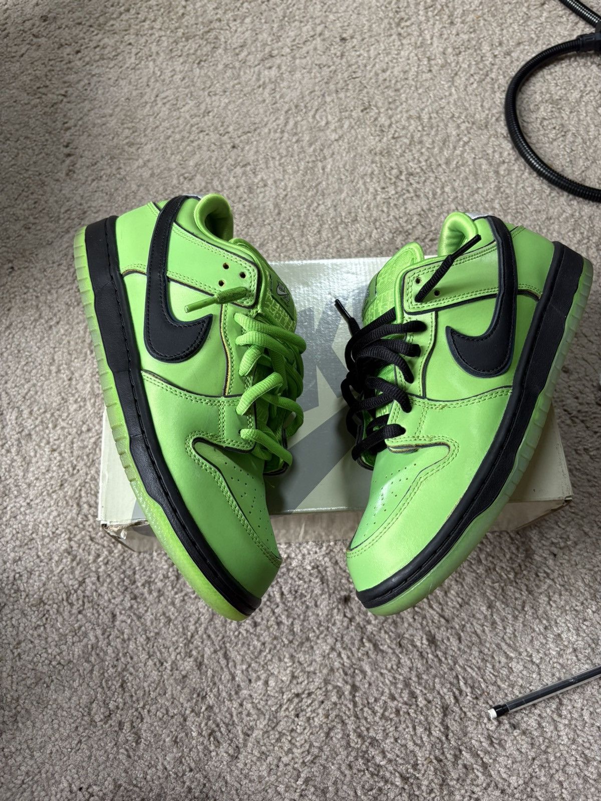 Nike SB Nike dunk low sb powder puff butter cup Size US 9 / EU 42 - 3 Thumbnail