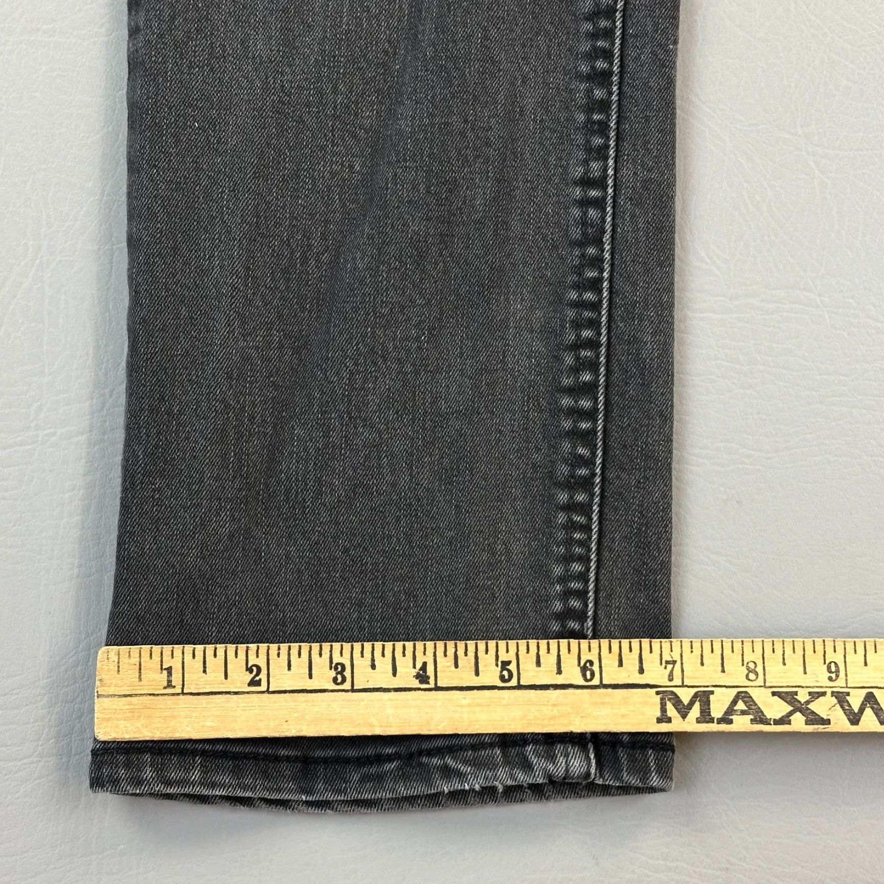 Levi's Levi's 541 Jeans Mens 31x32 Black Denim Athletic Taper Stretch Casual Jeans Size US 31 - 4 Thumbnail
