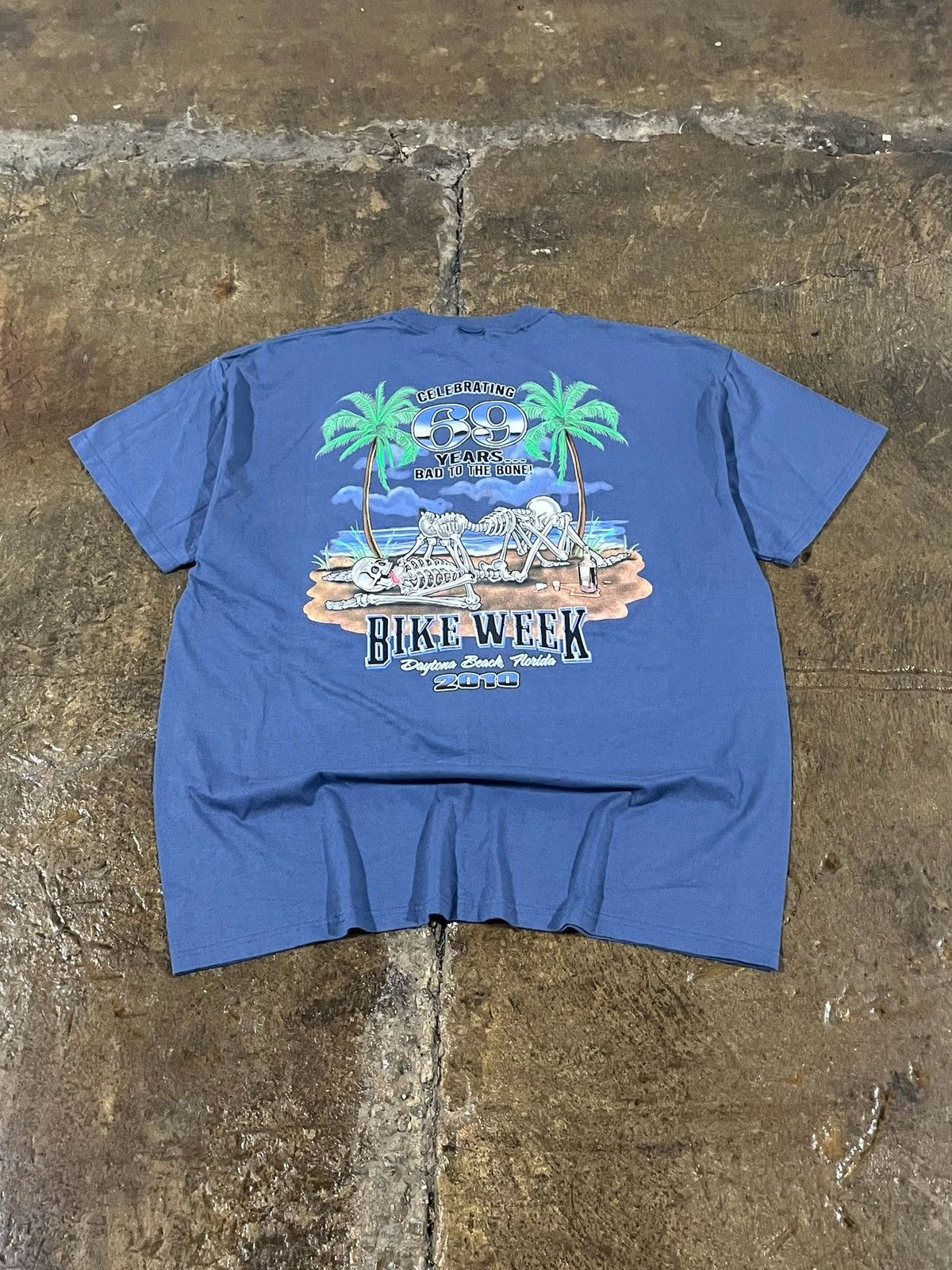 Harley Davidson × Vintage Crazy Bike Week 2010 Vintage 69 Years Funny Humor Sex Tee Size US XXL / EU 58 / 5 - 1 Thumbnail
