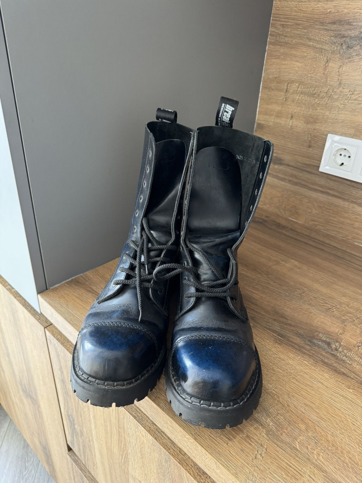Demonia Cult Vintage Break Free Punk Goth Black Boots US 12 Size US 12 / EU 45 - 2 Thumbnail