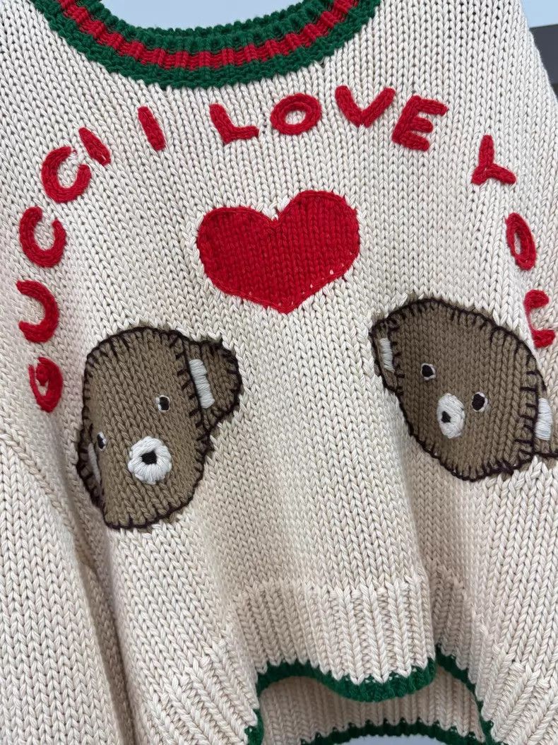 Gucci Gucci Valentine's Day Limited Beige Bear Sweater Size L / US 10 / IT 46 - 2 Thumbnail