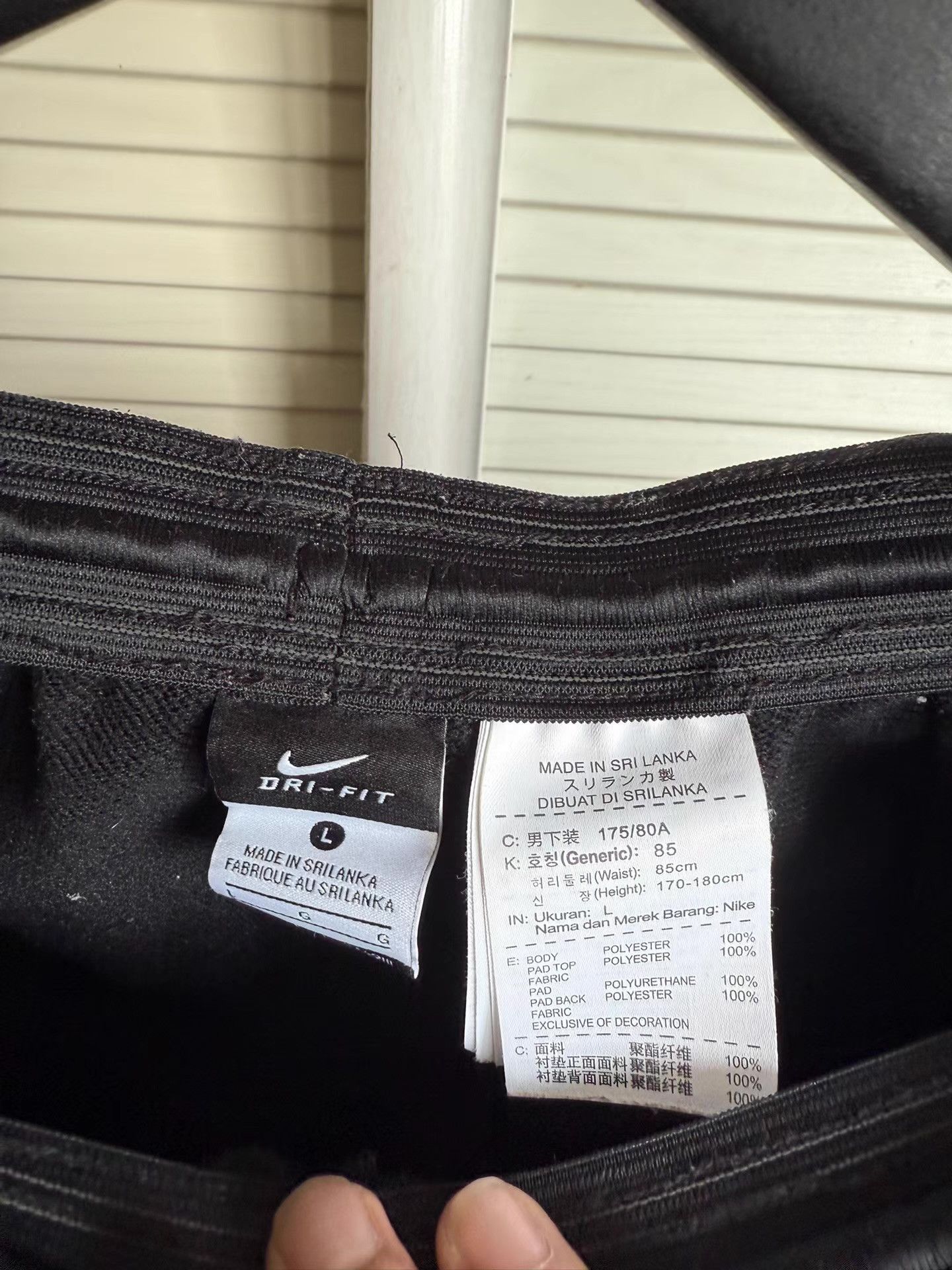 Nike Nike Vintage Padded Basketball Shorts Q17 Size US 36 / EU 52 - 4 Thumbnail