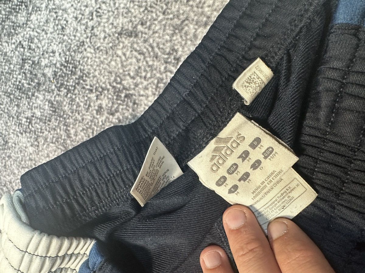 Adidas × Vintage Y2K Vintage Adidas Logo Joggers Pants Streetwear Rare L Size US 33 - 3 Thumbnail