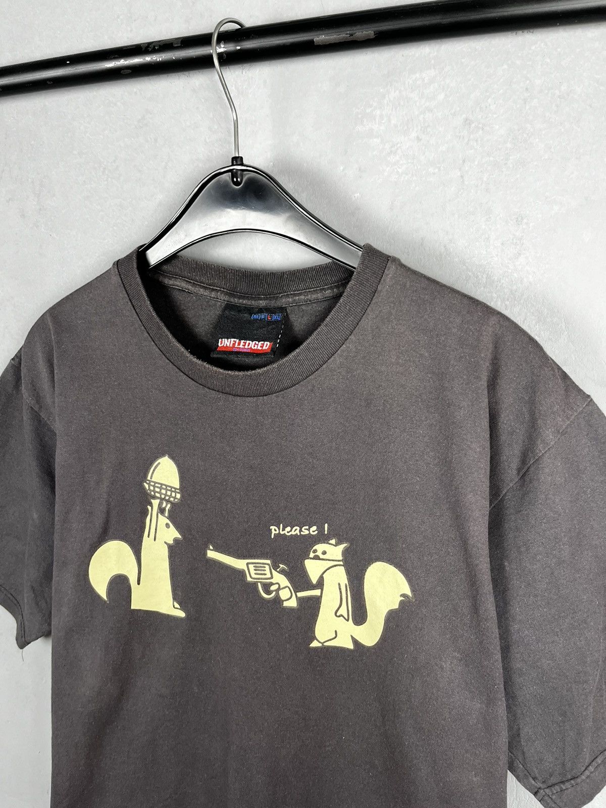 Rap Tees × Vintage Vintage Unfledged Big Logo Rap T-shirt y2k Size US L / EU 52-54 / 3 - 3 Thumbnail
