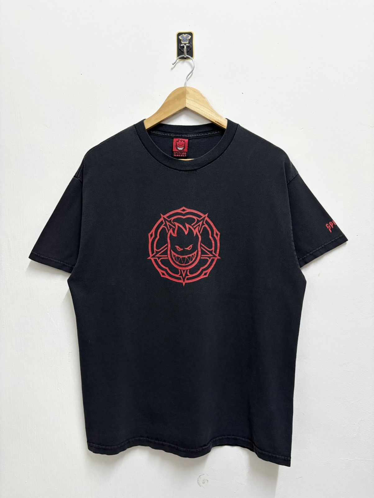 Spitfire 2000’s Spitfire Ripoff Goat Thrasher Skateboard T-Shirt Size US M / EU 48-50 / 2 - 1 Thumbnail