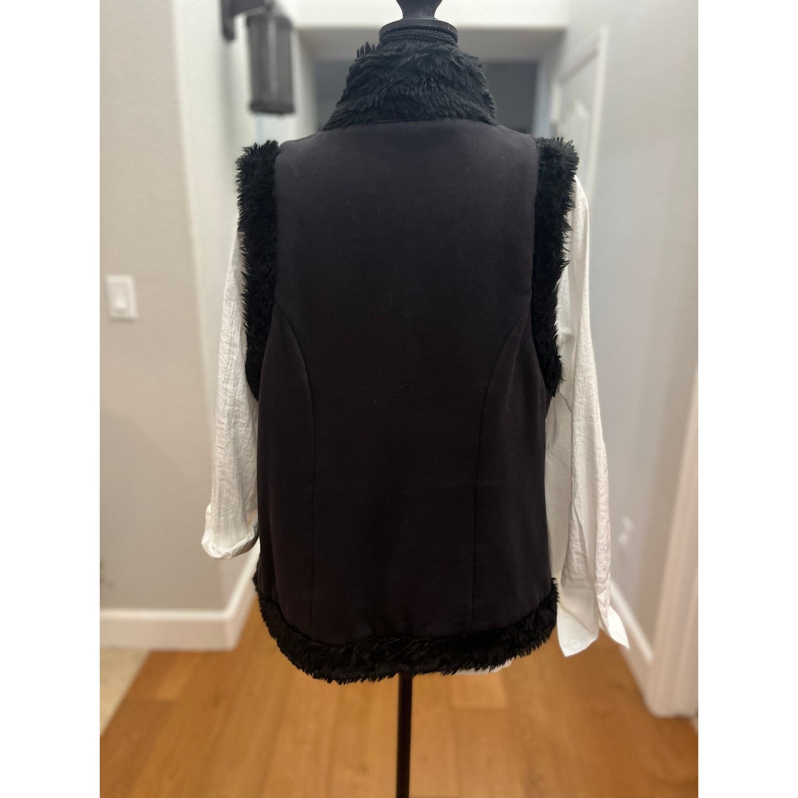 Style & Co Style & Co Black Faux Fur Vest Hook Closure Soft Women's M Size M / US 6-8 / IT 42-44 - 5 Thumbnail