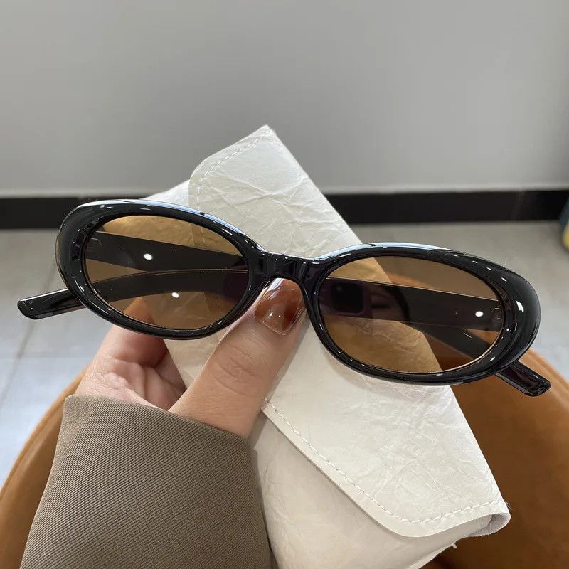 Other New Small Frame Oval Shape Sunglasses Size ONE SIZE - 2 Thumbnail