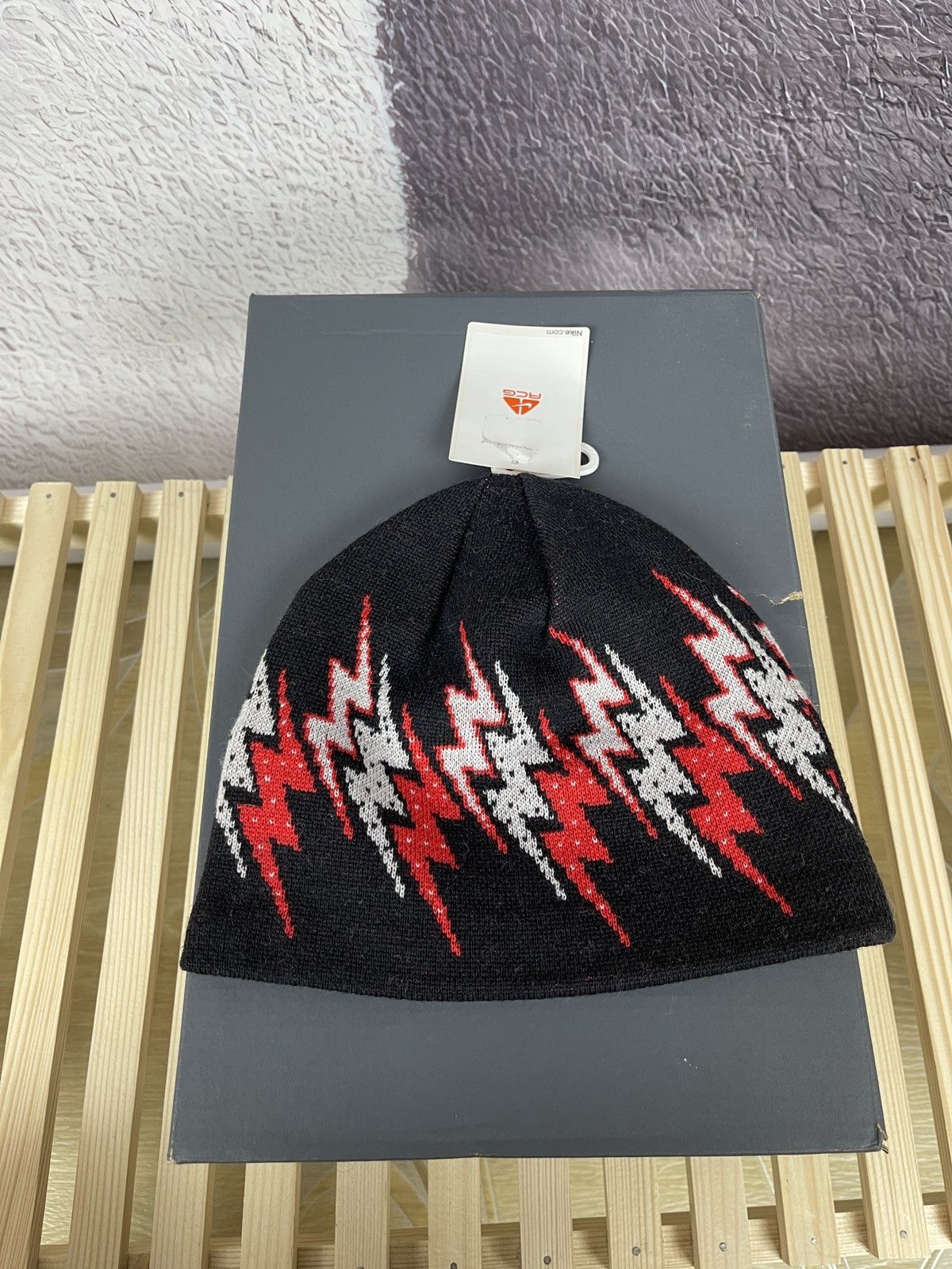 Nike Nike ACG vintage y2k 2007 black lightning pattern hat Size ONE SIZE - 5 Thumbnail