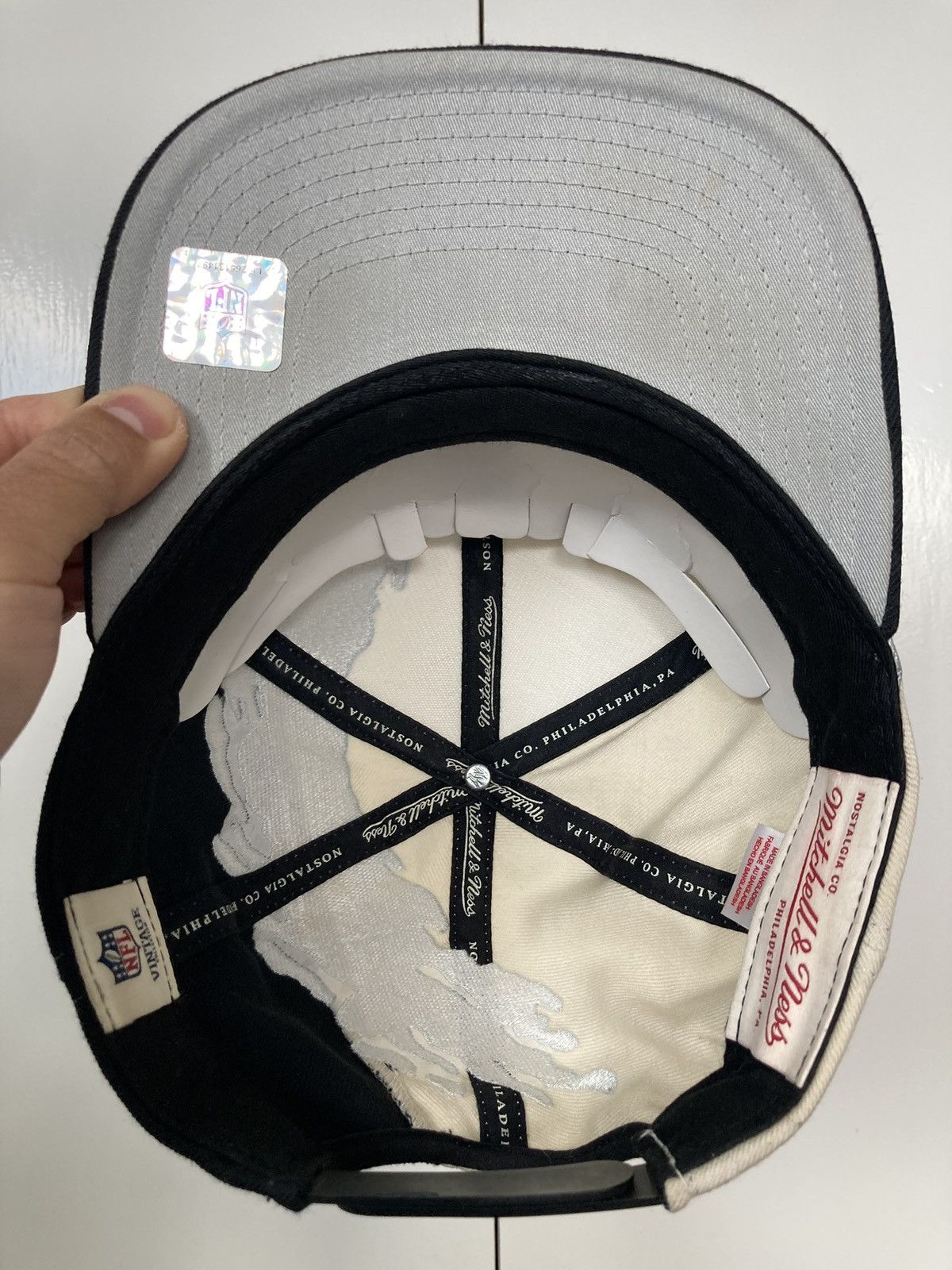 Mitchell & Ness RAIDERS MITCHELL NESS SPLASH SNAPBACK HAT VINTAGE COLLECTION Size ONE SIZE - 12 Thumbnail