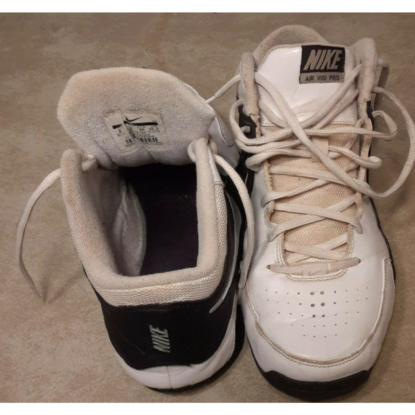 Nike VINTAGE Nike Air Visi Pro Basketball Shoes White-Black 8.5 Mens Size US 8.5 Nike Air Visi Pro Size US 6 / EU 39 - 3 Thumbnail