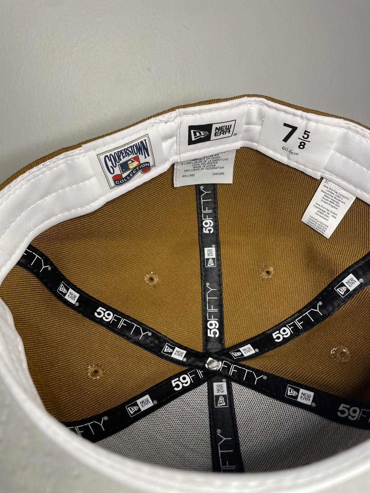 New Era Sz. 7 5/8 MLB Pittsburgh Pirates Fitted Bourbon & Suede Size ONE SIZE - 8 Thumbnail