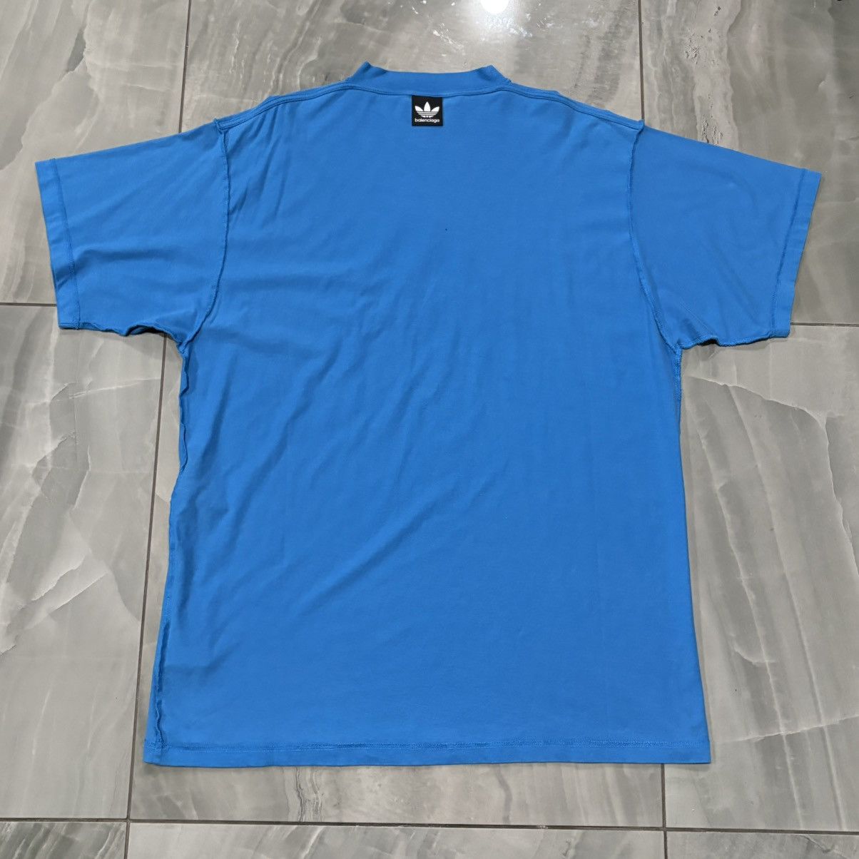 Balenciaga Balenciaga x Adidas Reversible Inside out Blue Shirt Size US XXS / EU 40 - 2 Thumbnail