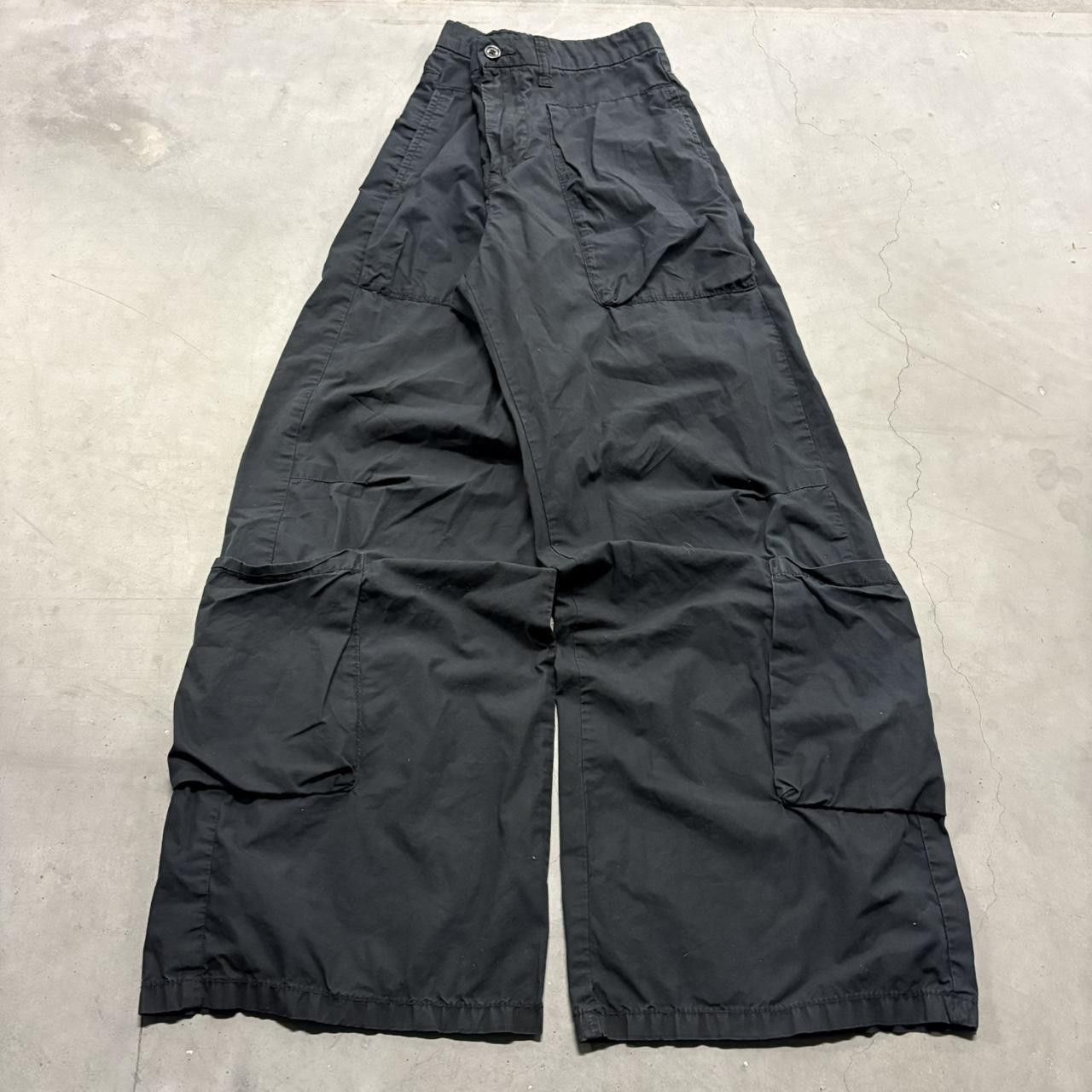 Vintage Crazy Vintage Y2K/2000s Wideleg Black Skater Style Cargo Pants! Size US 30 / EU 46 - 2 Thumbnail