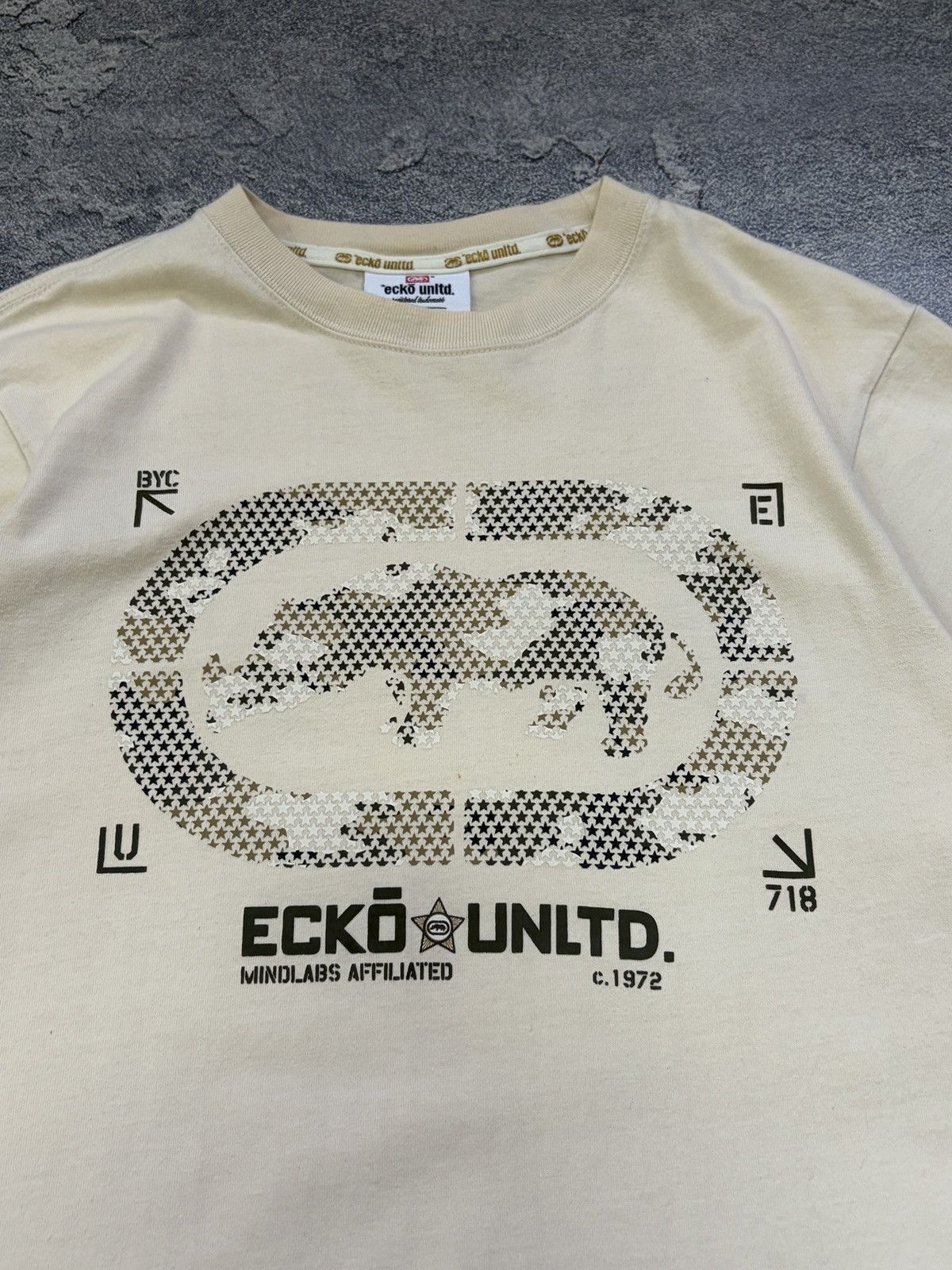 Ecko Unltd. Ecko Unltd Vtg Rhino Graphic T-Shirt Beige Y2K Baggy M Size US M / EU 48-50 / 2 - 7 Thumbnail