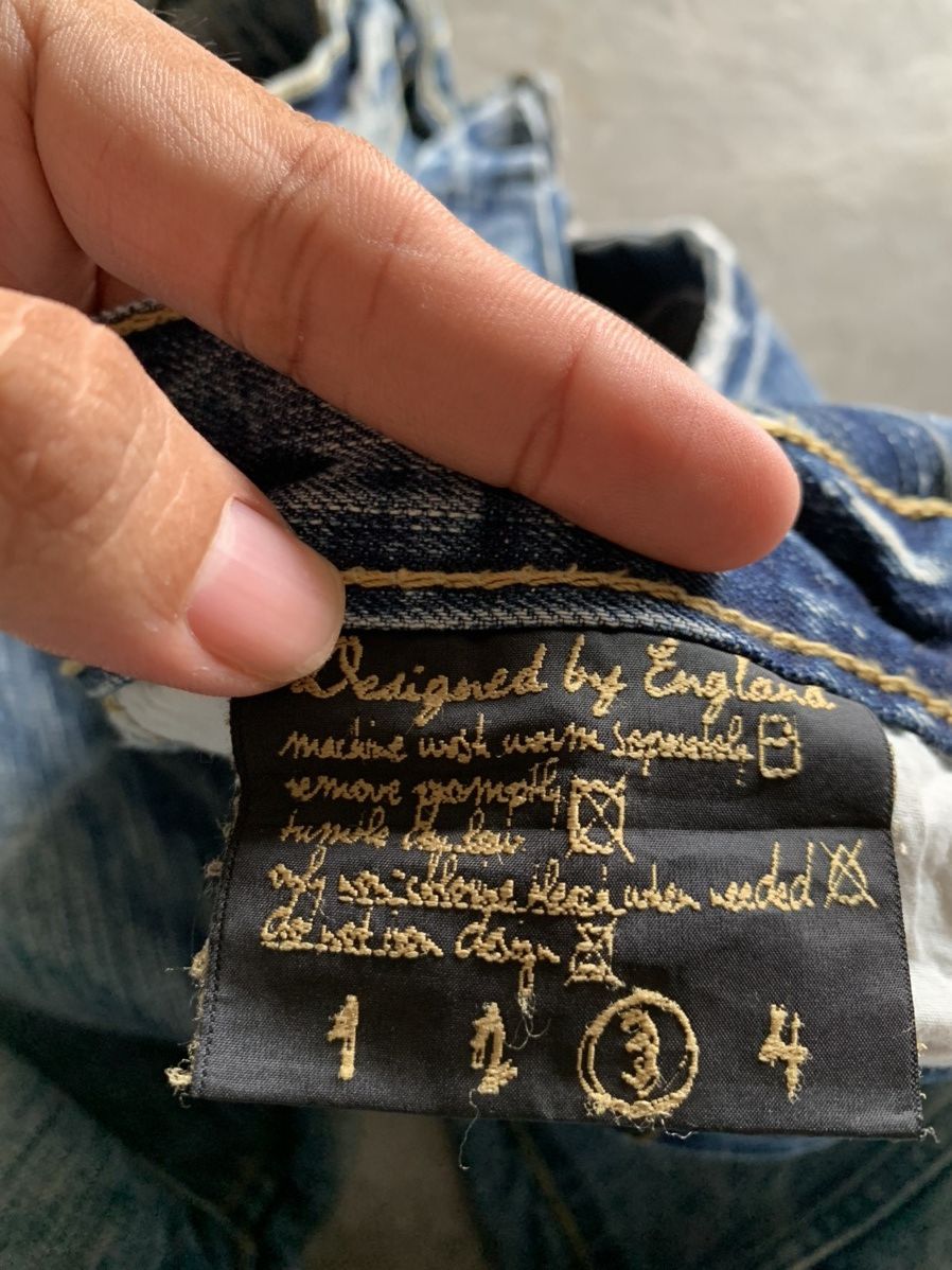 Japanese Brand vintage buckle back jeans sick washed distressed Size US 35 - 5 Thumbnail