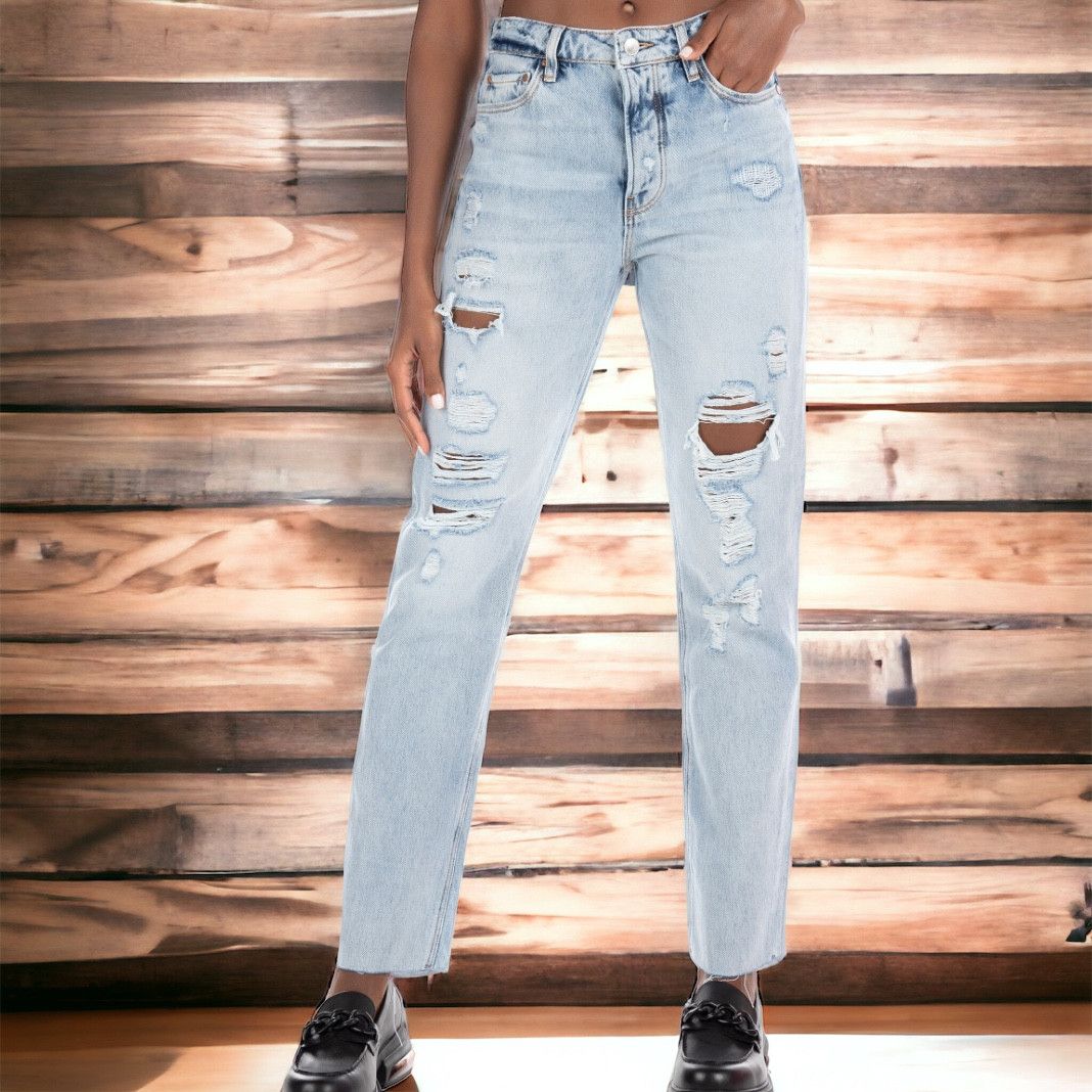 Guess NWT Guess High-Waist Distressed Jeans - 26 Size 26" / US 2 / IT 38 - 1 Thumbnail