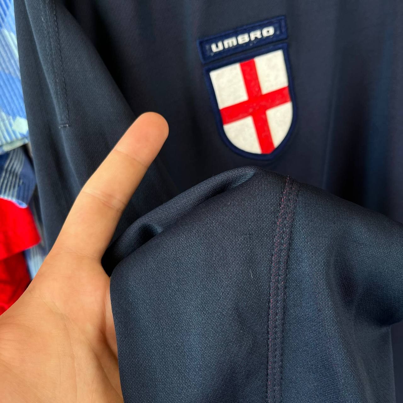 Umbro England 2002/2003 Reversible Longsleeve Soccer Jersey Size US L / EU 52-54 / 3 - 8 Thumbnail