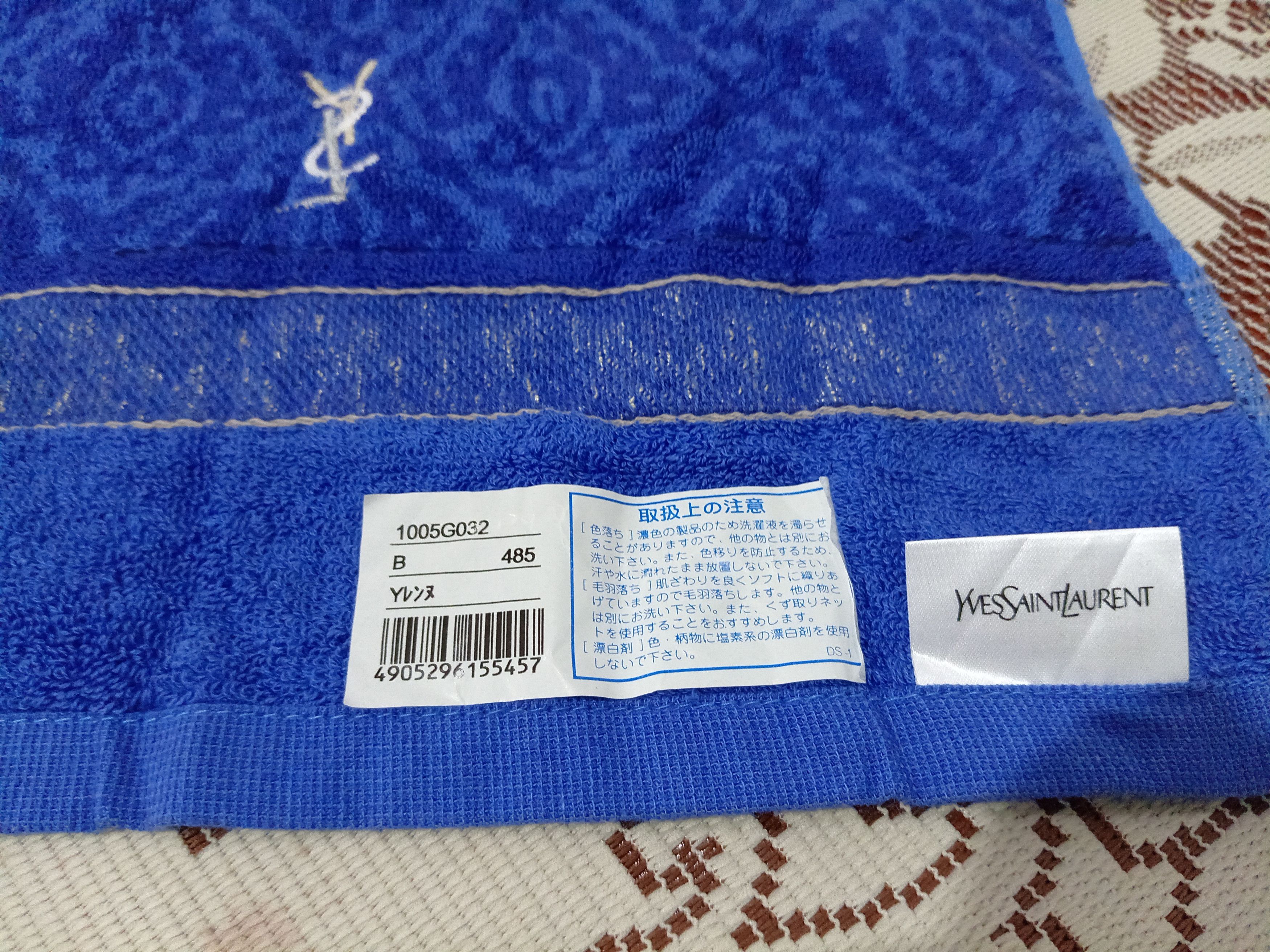 Yves Saint Laurent YSL Blue Paisley Logo Hand Towel (Small) DS Size ONE SIZE - 2 Thumbnail