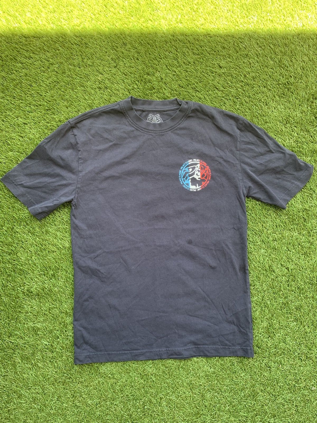 Palace Palace Classico T-Shirt Navy Size US S / EU 44-46 / 1 - 1 Thumbnail