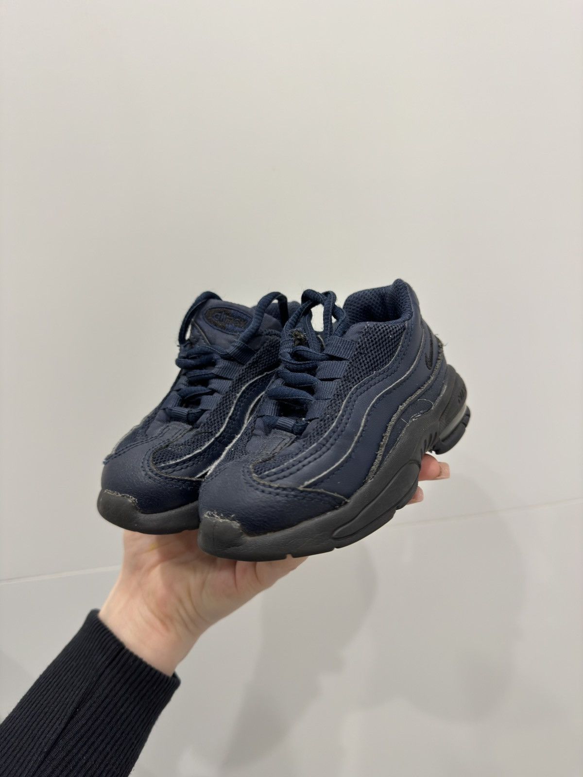 Nike × Vintage Nike Air Sneakers x kids size Size ONE SIZE - 1 Thumbnail