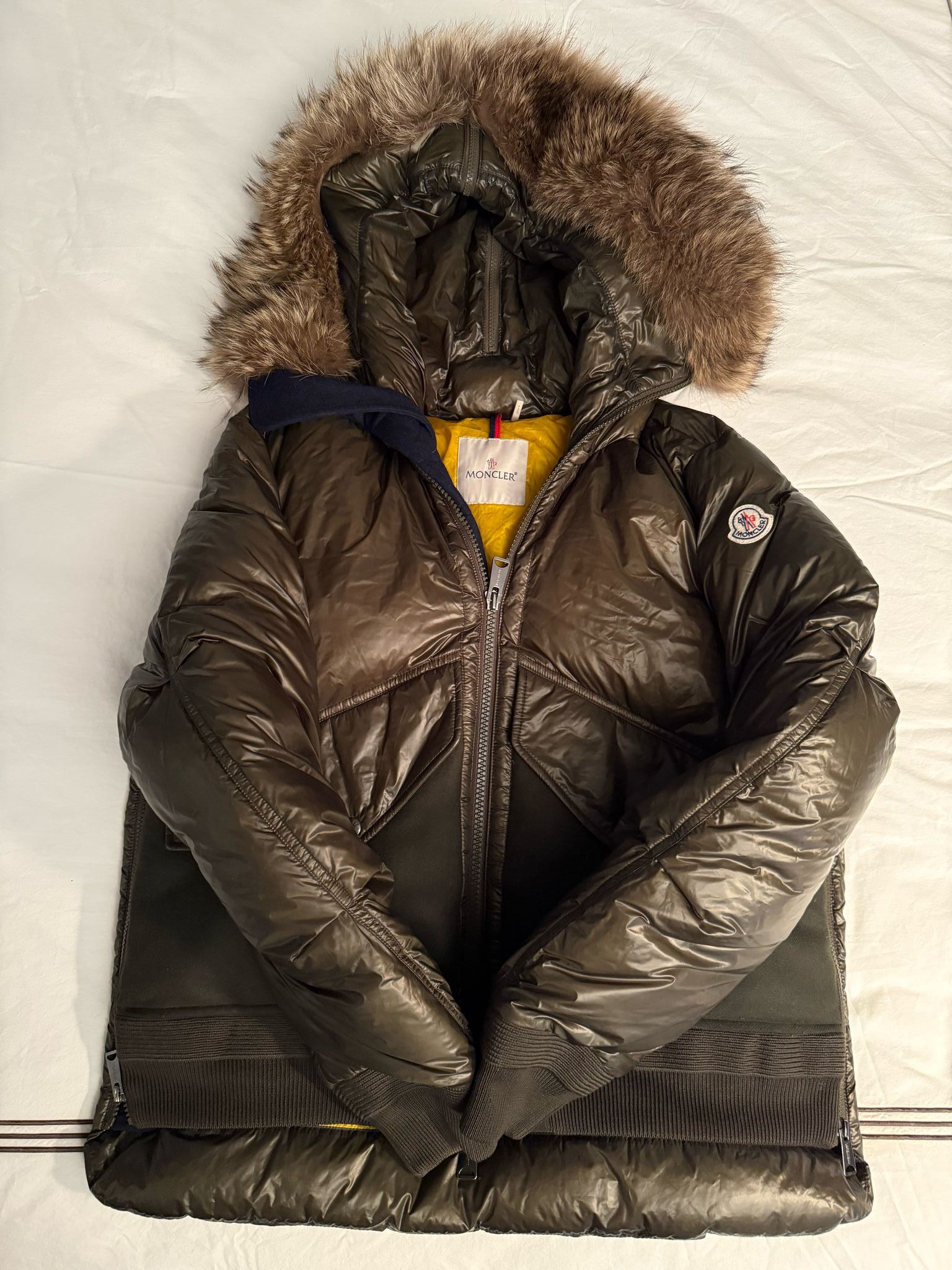 Moncler Hooded Down Jacket Coat Size US L / EU 52-54 / 3 - 5 Thumbnail