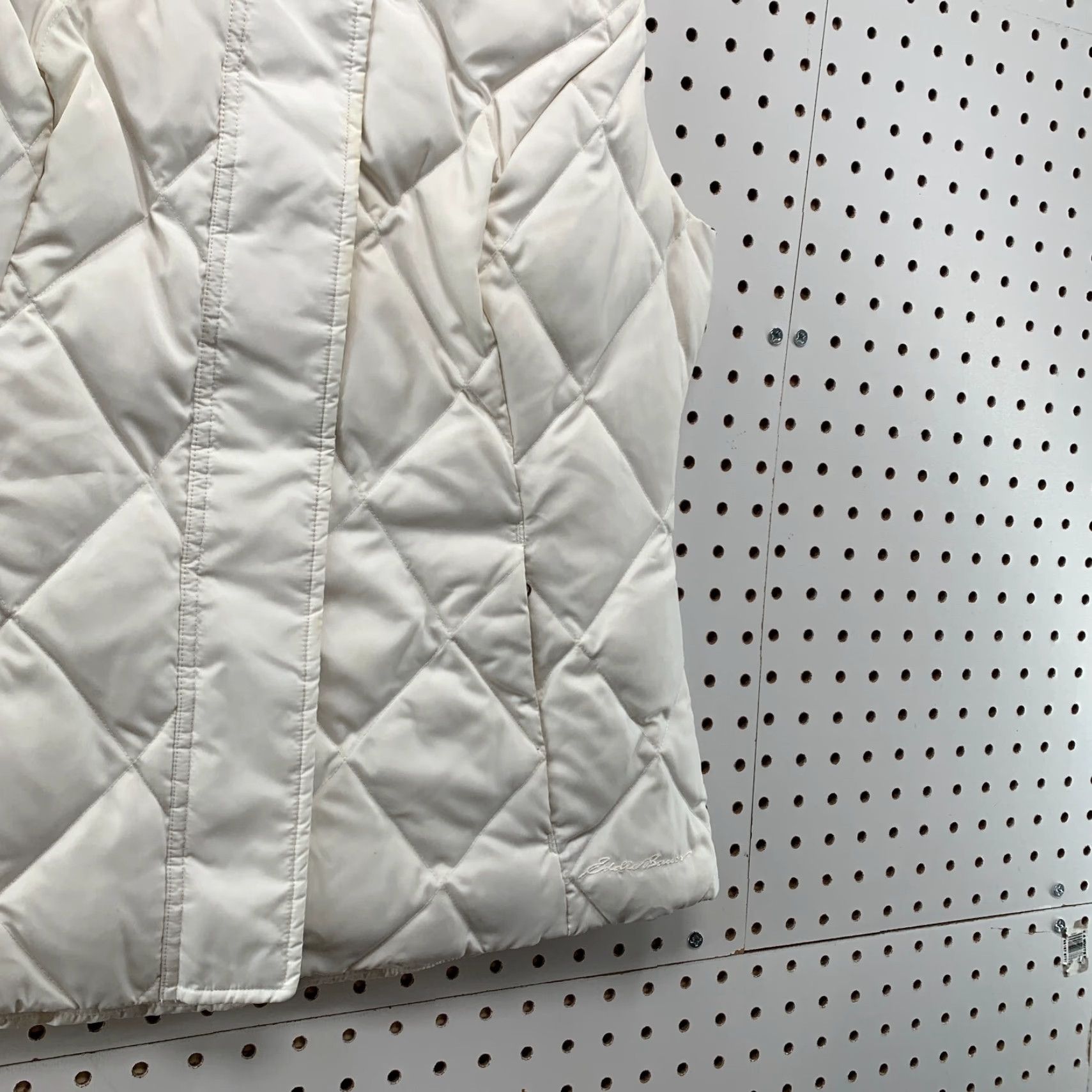 Eddie Bauer Eddie Bauer Vest Womens M Quilted Down Sleeveless White Mid-Length Puffer Vest Womens M White Eddie Bauer Quilted Down Vest Size M / US 6-8 / IT 42-44 - 6 Thumbnail